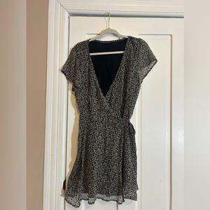 Abercrombie & Fitch Wrap Midi Dress